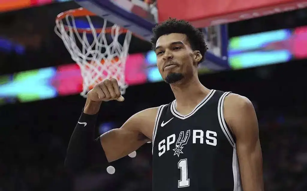 NBA新赛季得分王竞争_nba新秀赛季得分王_约基奇与亚历山大表现