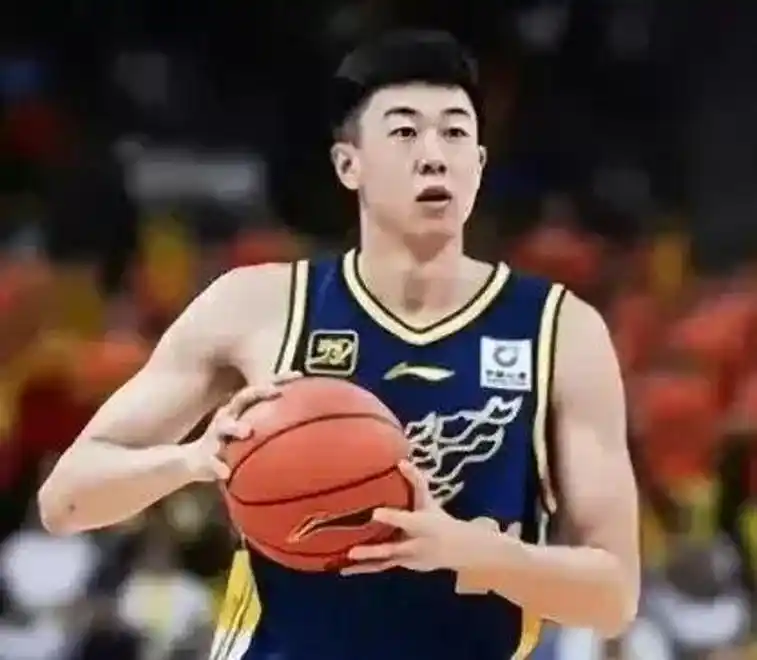  广东男篮对阵广州男篮比赛回顾 _cba广东对比赛_