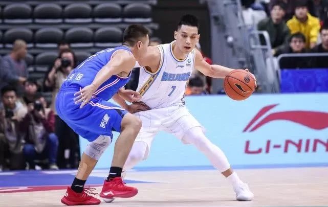 林书豪CBA首秀25分6篮板9助攻为何三分却5投0中