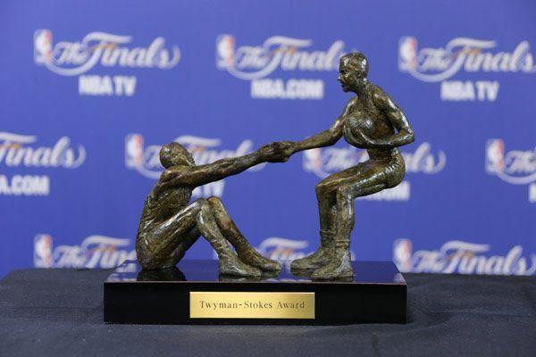 nba奖杯_NBA总冠军奖杯历史_NBA总决赛FMVP奖得主