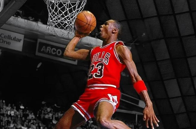 米切尔季后赛神迹_nba历史季后赛得分榜_NBA季后赛连场合砍90+球员