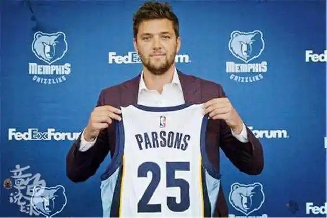 本赛季五大高薪低能内线_NBA高薪低能内线球员_tt nba