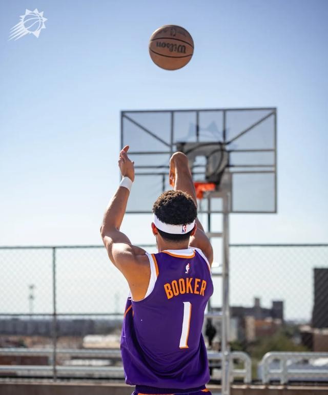 太阳队后卫格雷森-阿伦增重_NBA球员休赛期增重_NBA球员如何增重