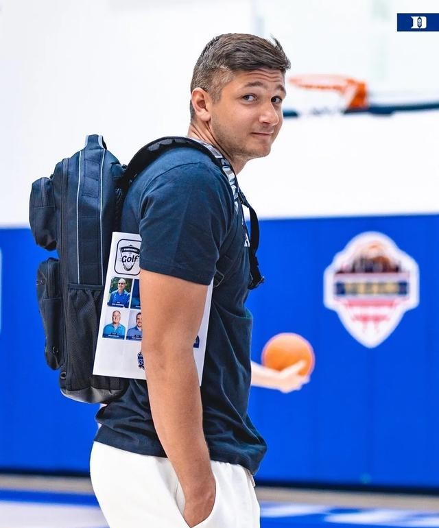 NBA球员如何增重_NBA球员休赛期增重_太阳队后卫格雷森-阿伦增重