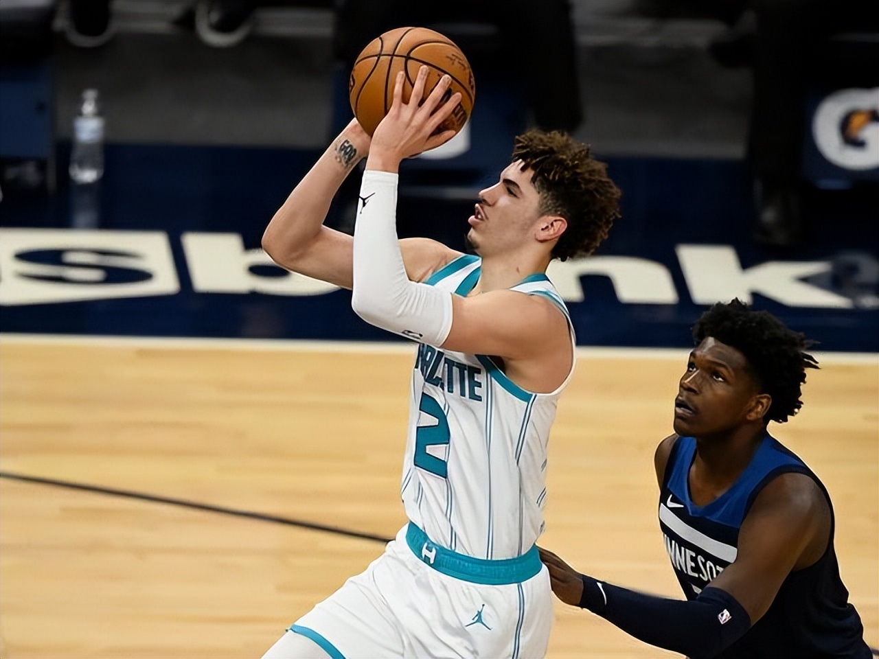 2020届nba选秀热门_鲍尔爱德华兹表现_2020年NBA选秀重排
