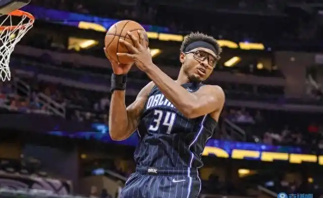 新赛季NBA24大中锋排名_nba现役最好的中锋_NBA中锋实力榜