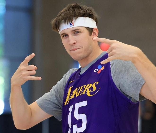 nba圣诞大战回放_NBA圣诞大战战绩分析_ 湖人队詹眉组合赛季表现 