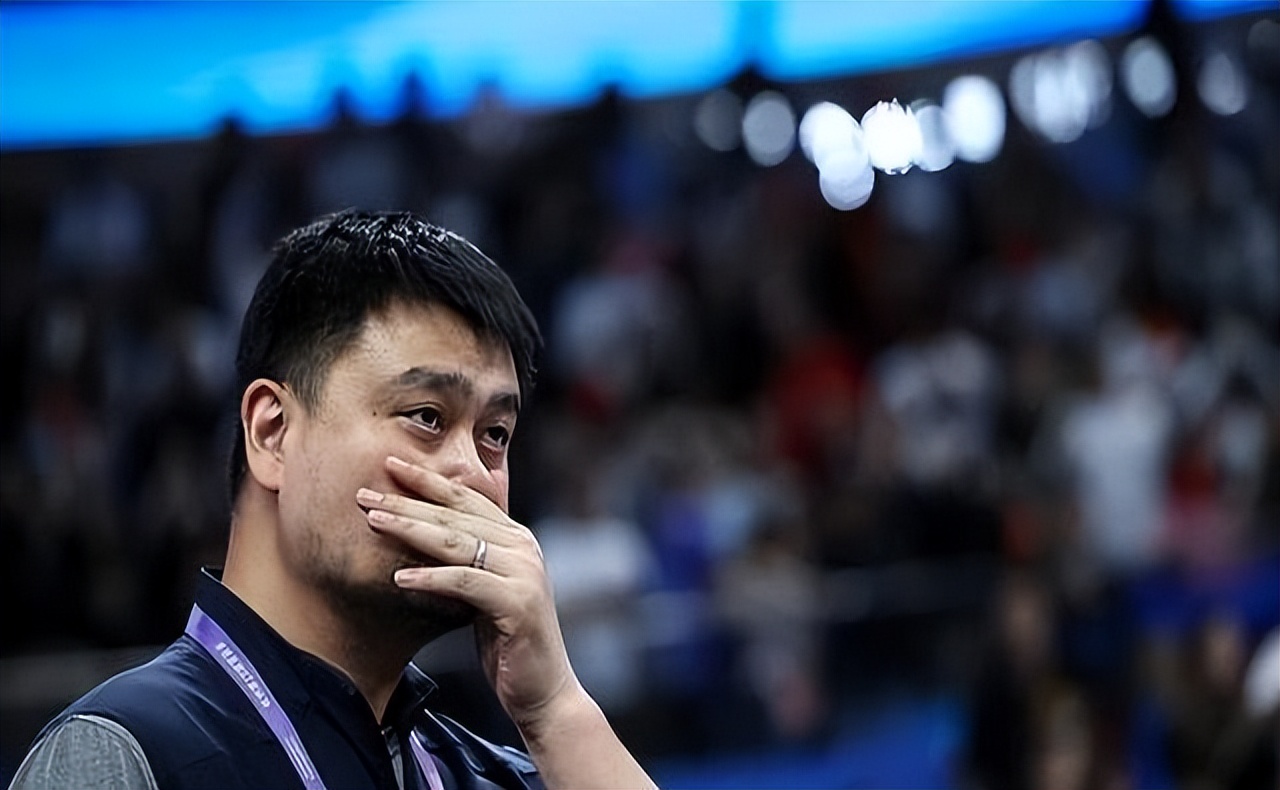 姚明篮协主席改革经历_姚明在nba战绩_姚明NBA巅峰期伤病