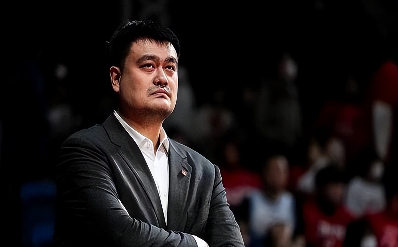 姚明在nba战绩_姚明篮协主席改革经历_姚明NBA巅峰期伤病