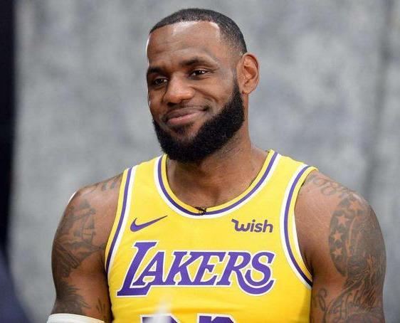NBA视频直播与NBA历年比赛录像（1980年至今的比赛录像都有）