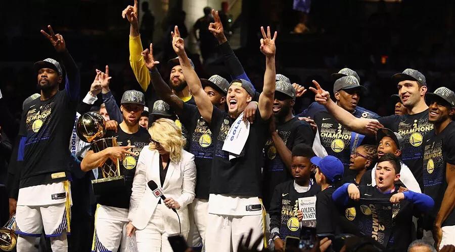 nba季后赛多久_NBA季后赛奖金_NBA季后赛收入