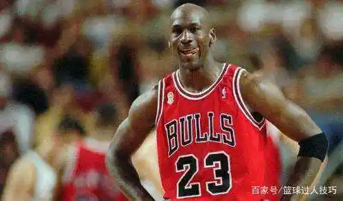 nba最高得分记录_NBA历史场均得分最高记录_詹姆斯场均30分记录