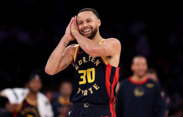 魔术师约翰逊控卫地位_nba后卫排名_NBA控卫历史排名