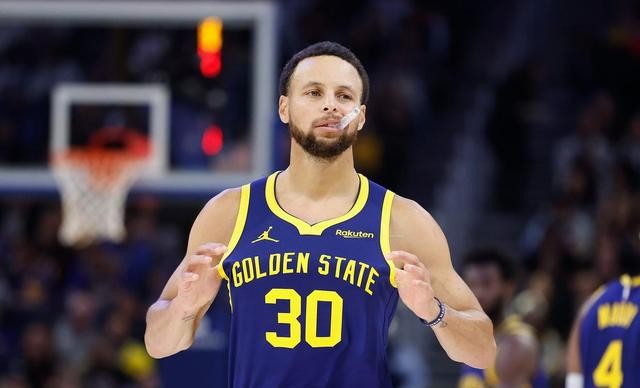 魔术师约翰逊控卫地位_NBA控卫历史排名_nba后卫排名