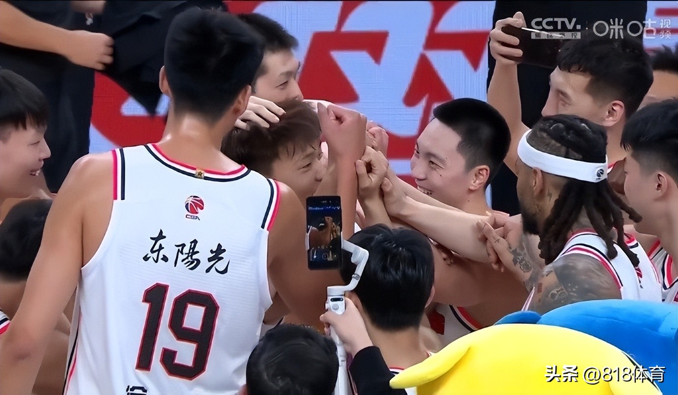 cba广东队赵睿_赵睿转会新疆队赛后_广东队赵睿新疆队比赛