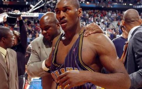 NBA球员斗殴事件_乔丹与米勒冲突_NBA大打架事件