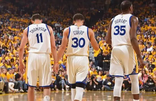 NBA最伟大球队排名_湖人队总冠军历史_nba最伟大球队