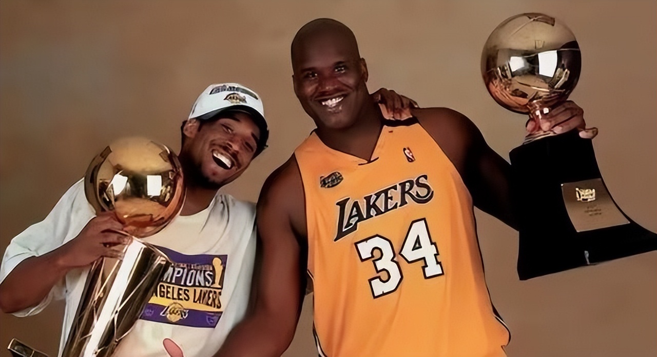 篮球历史得分排行榜_NBA球员总得分统计_nba季后赛单场得分排行