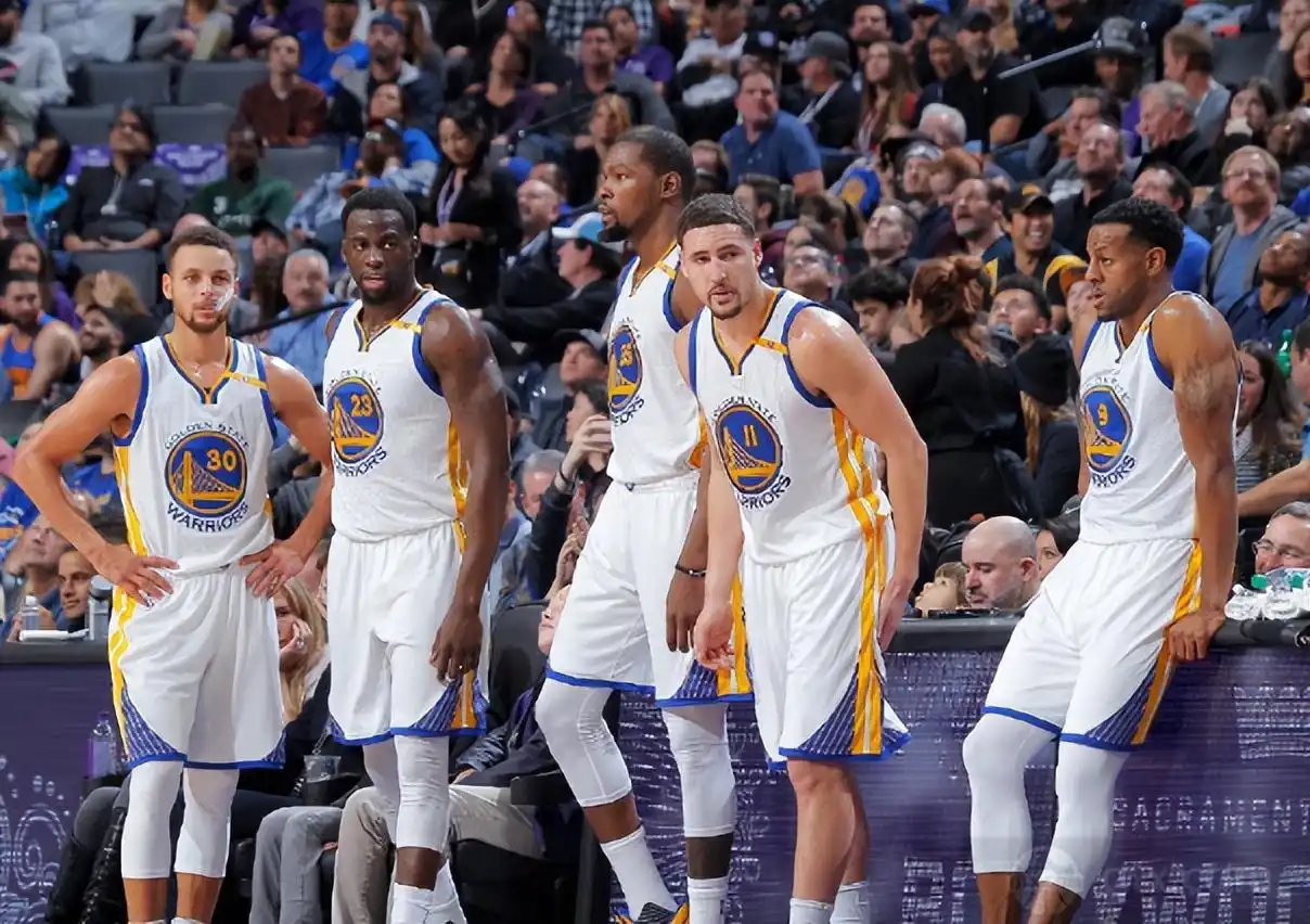 NBA历史最佳球队排名_nba最伟大球队_NBA最强球队盘点