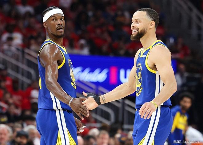 NBA年薪过亿球星_nba年薪排名榜._NBA历史最高合同纪录