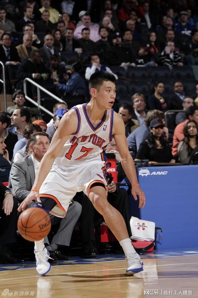 哈佛大学篮球队长_林书豪nba哪个队_林书豪NBA生涯