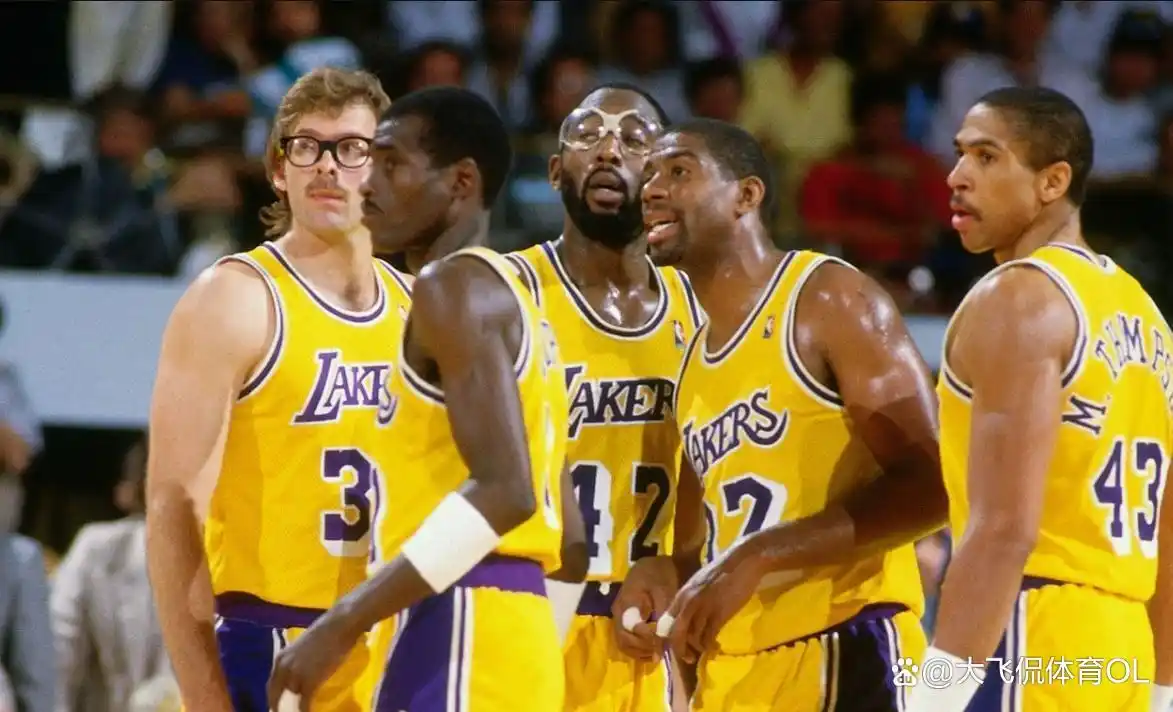 nba厉害的队伍_NBA总冠军球队排名_NBA历史上最伟大的球队