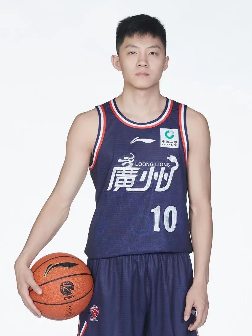 山西篮球运动员_cba山西队队员名单_太原篮球运动员名单