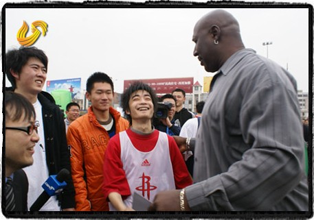 代言nba的韩国男爱豆_nba 代言_代言nba的中国明星