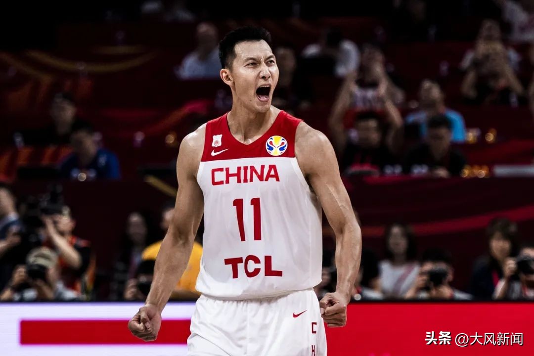 中国男篮08黄金一代退役_易建联重回nba_易建联篮球生涯回顾
