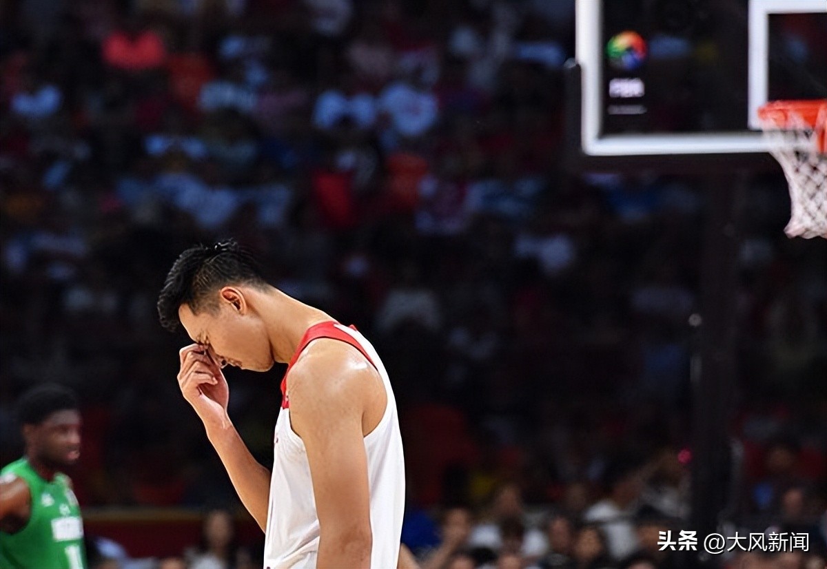 易建联篮球生涯回顾_易建联重回nba_中国男篮08黄金一代退役