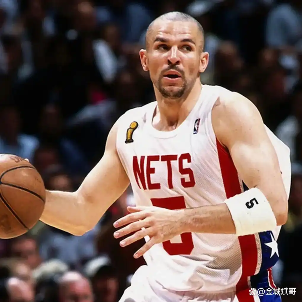 NBA历史十大控球后卫排名_nba前十控卫_魔术师约翰逊MVP