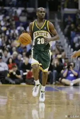 nba前十控卫_魔术师约翰逊MVP_NBA历史十大控球后卫排名