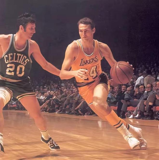 NBA季后赛场均得分最高球星_nba得分历史_季后赛得分王排行榜