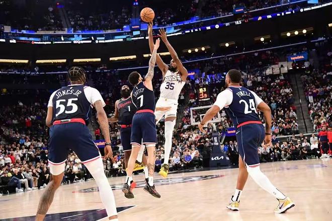 nba得分历史_季后赛得分王排行榜_NBA季后赛场均得分最高球星