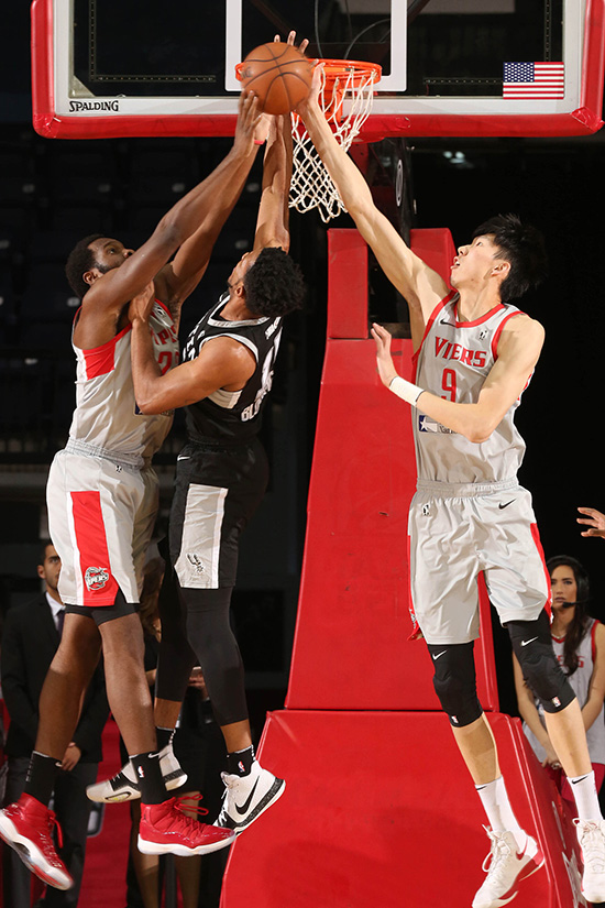 周琦nba比赛_周琦NBA出场次数分析_周琦NBA发展联盟伤病情况