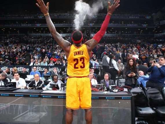 历史10大最强小前锋排名_nba十大小前锋排名_詹姆斯杜兰特皮尔斯