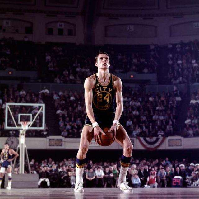 历史10大最强小前锋排名_nba十大小前锋排名_詹姆斯杜兰特皮尔斯