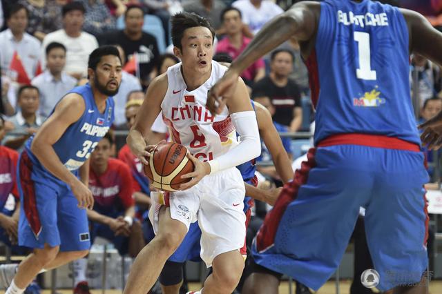 NBA小牛队公布夏季联赛名单丁彦雨航身披8号战袍出战