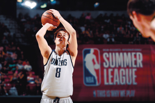 NBA 夏季联赛丁彦雨航表现可圈可点网友看法却不一