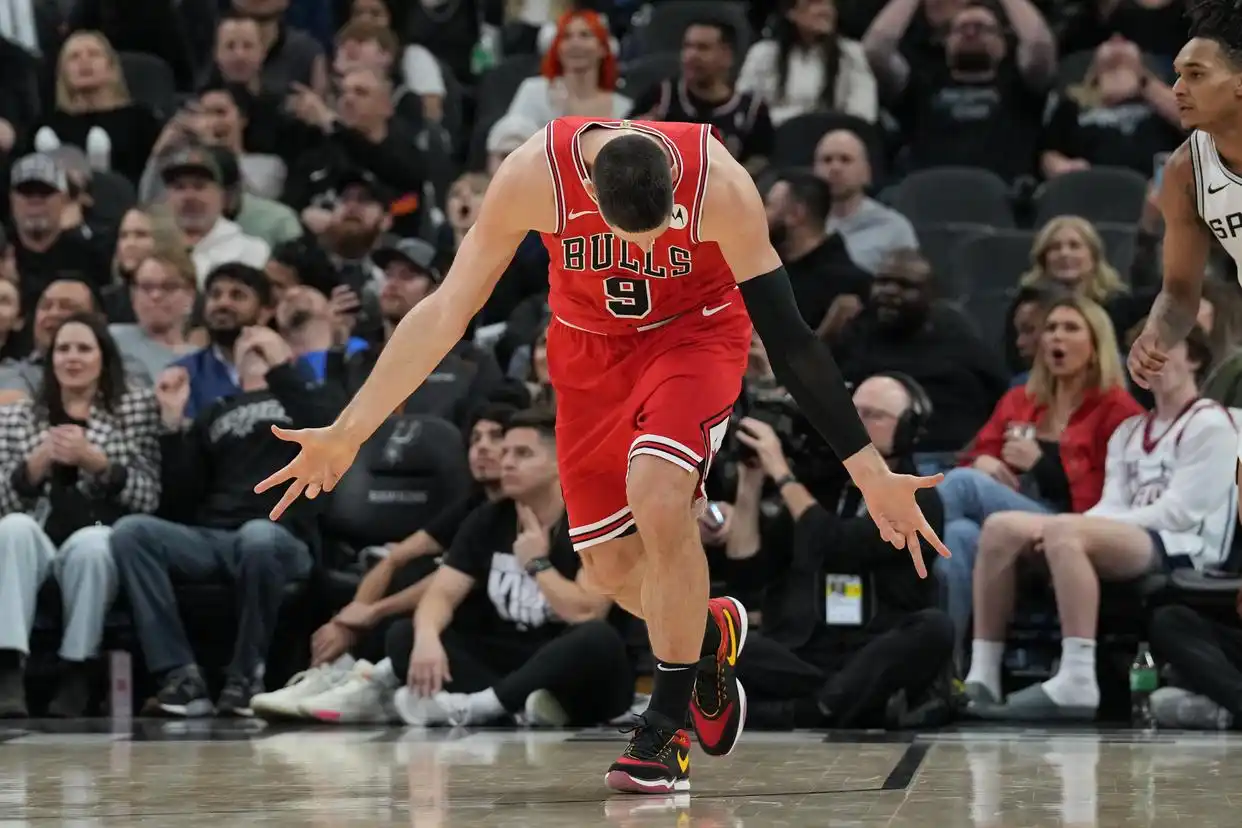莱昂纳德生涯数据_10年nba选秀排名_2011年NBA选秀重排