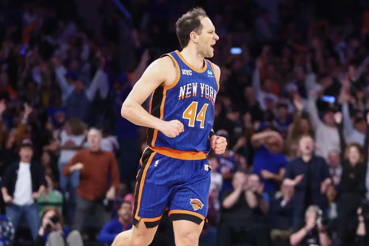 莱昂纳德生涯数据_2011年NBA选秀重排_10年nba选秀排名