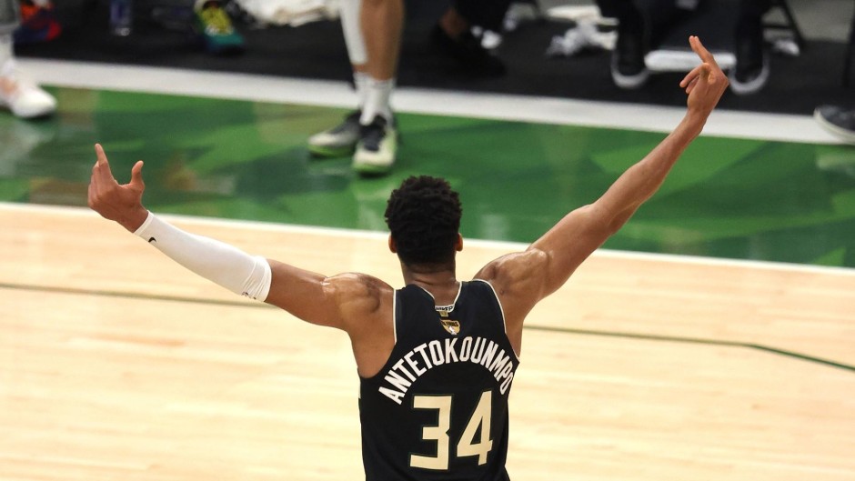 字母哥绰号由来_字母哥全名_nba字母哥名字的由来