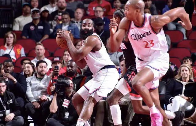 11月16日NBA小组赛快船客场低迷火箭火力全开大胜