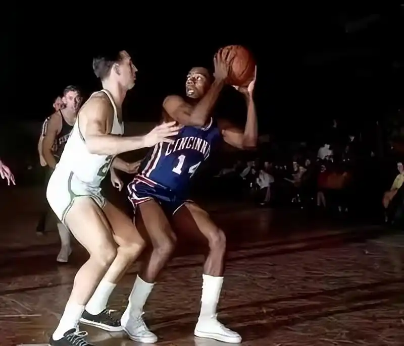 隆多威少控卫能力_NBA历史控卫排名_nba前十控卫