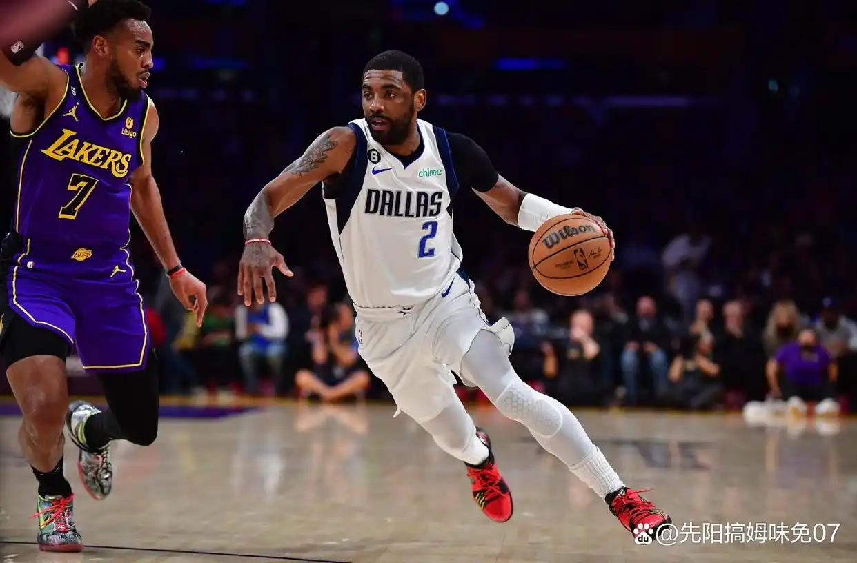 nba前十控卫_NBA现役十大控卫排名_詹姆斯·哈登控卫数据统计