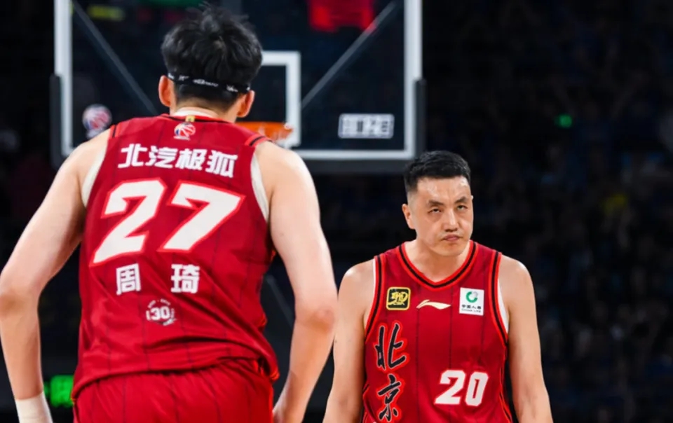 北京队季后赛表现分析_CBA总决赛广厦队北京队预测_CBA半决赛裁判