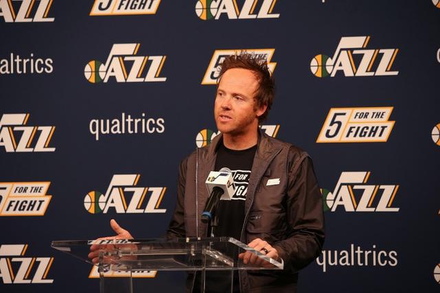NBA球队老板资产排行_NBA球队老板背景介绍_nba最穷老板