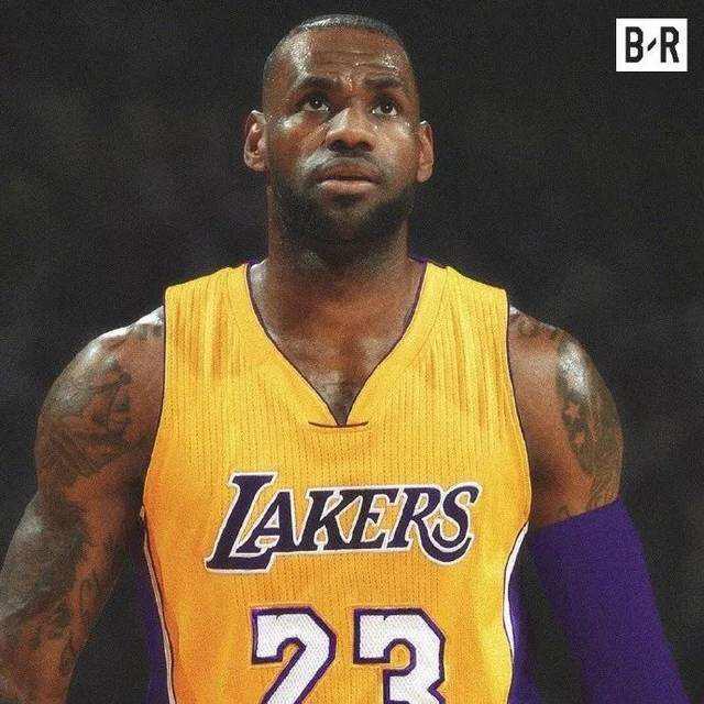 nba十大小前锋排名_詹姆斯NBA历史排名_NBA历史10大小前锋排名