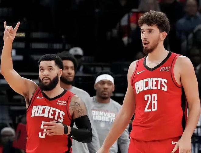 NBA常规赛激战正酣最新实力榜揭晓绿军重回榜首