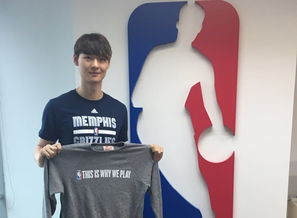 王哲林NBA选秀_王哲林职业生涯低谷期_王哲林为什么不去nba